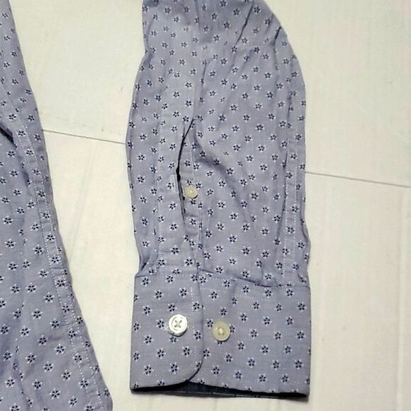 Banana Republic Soft Washed Standard Lavender Swiss Dot Button Down Shirt - Picture 8 of 12